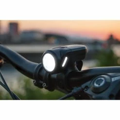 SIGMA Set éclairages Éclairage Avant AURA 35 USB / Éclairage Arrière NUGGET II -Pneu De Vélo Importe Magasin 90EDF889EF2DA11CBC49BAFDB0319756